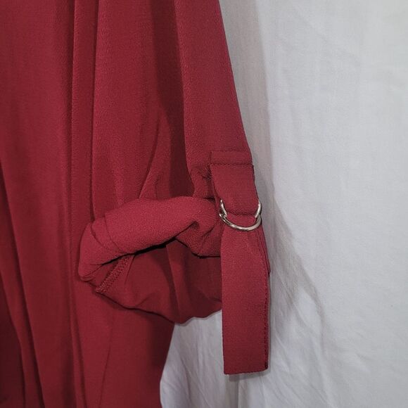 Womens Size XL Red V Neck Long Sleeve Buckle Sleeve Blouse - Picture 2 of 3
